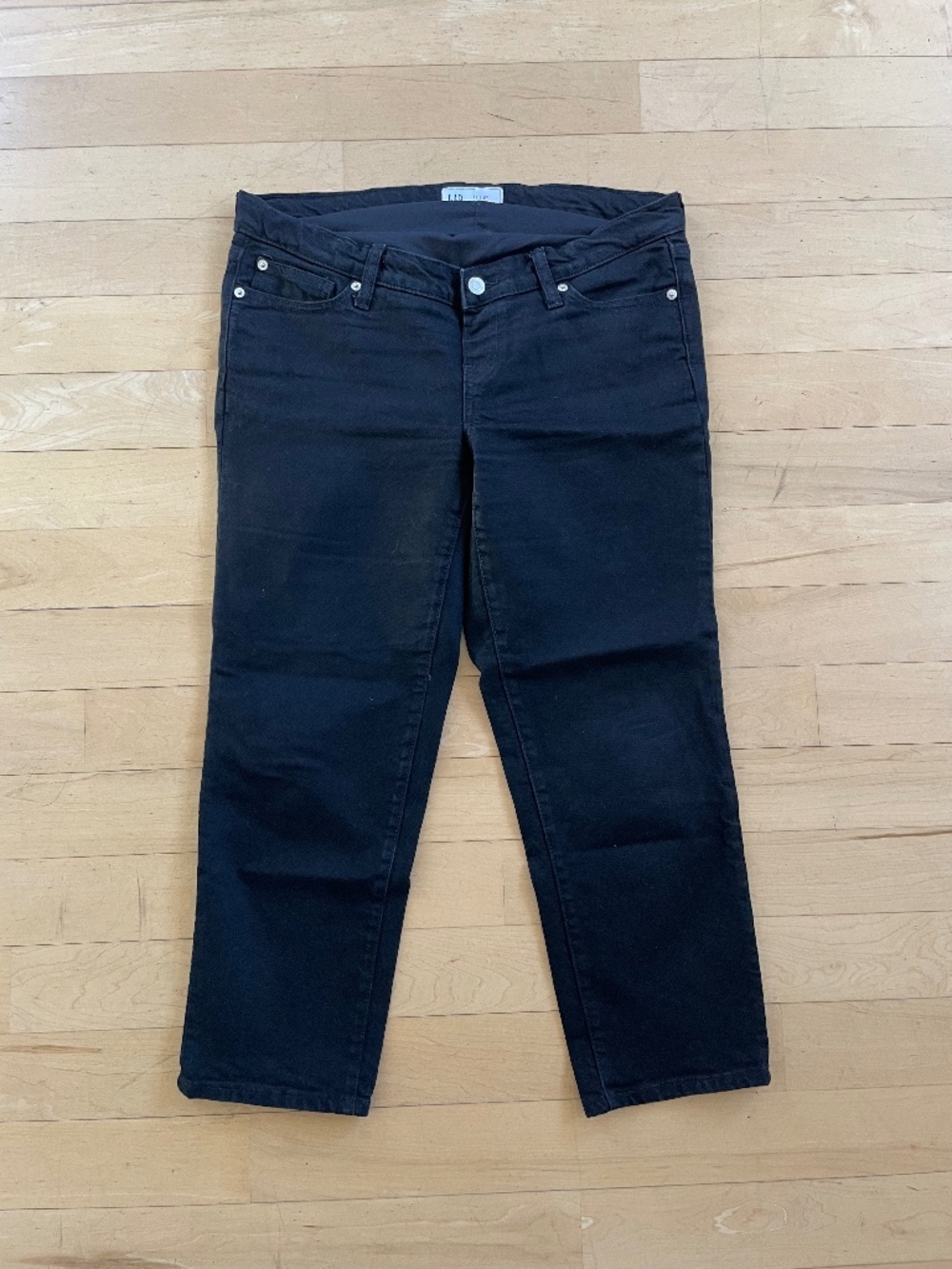 Gap maternity jeans size 28 / 6s